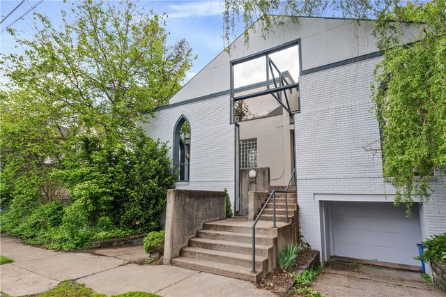 675 College St A, Shadyside, PA 15232