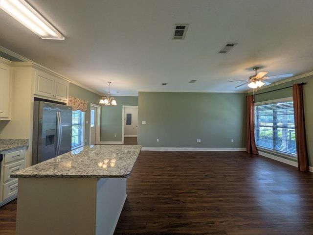 314 Margaret Ave., Petal, MS 39465