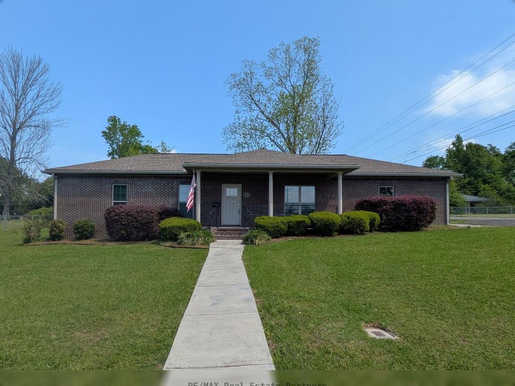 314 Margaret Ave., Petal, MS 39465