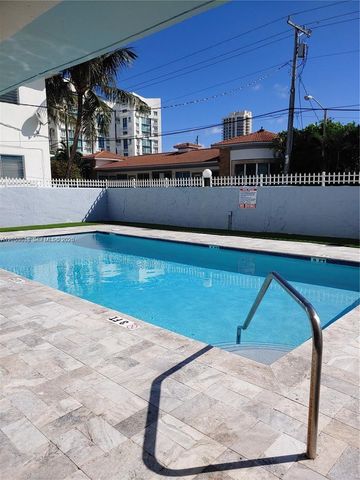 7705 Abbott Avenue 304, Miami Beach, FL 33141