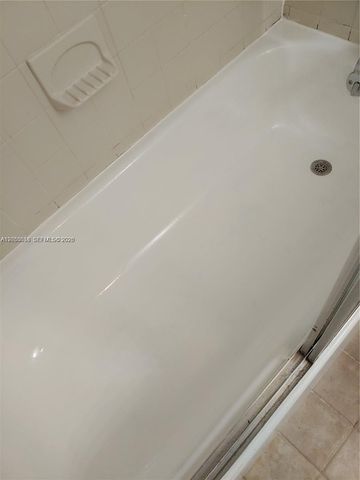 7705 Abbott Avenue 304, Miami Beach, FL 33141