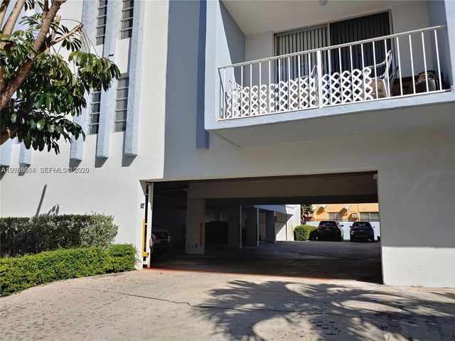 7705 Abbott Avenue 304, Miami Beach, FL 33141