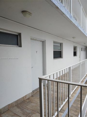 7705 Abbott Avenue 304, Miami Beach, FL 33141