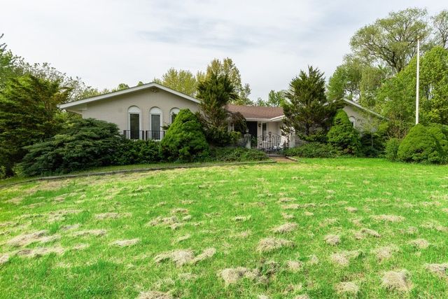 21282 W South Boschome Circle, Kildeer, IL 60047