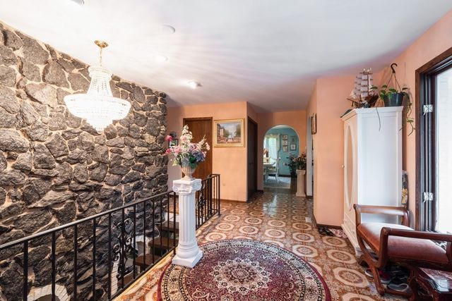 21282 W South Boschome Circle, Kildeer, IL 60047