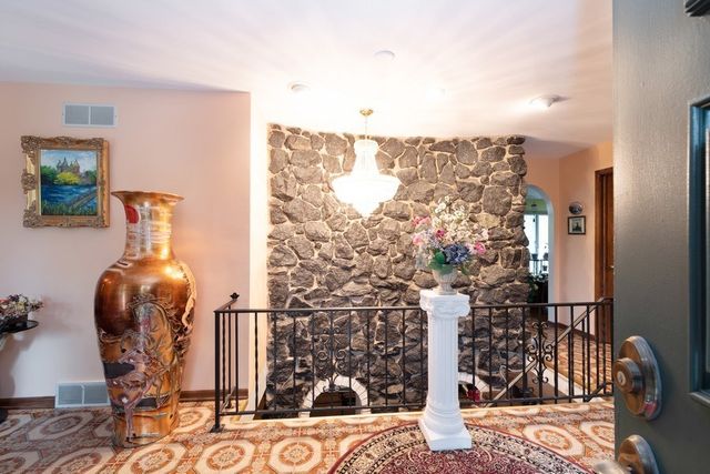 21282 W South Boschome Circle, Kildeer, IL 60047