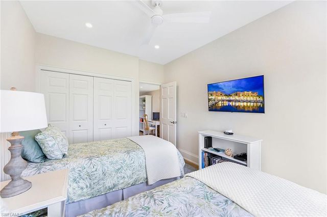 6770 Pelican Bay BLVD E 242, Naples, FL 34108