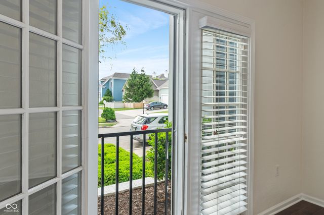 12833 Tradd Street 1B, Carmel, IN 46032