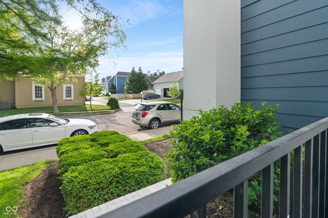 12833 Tradd Street 1B, Carmel, IN 46032
