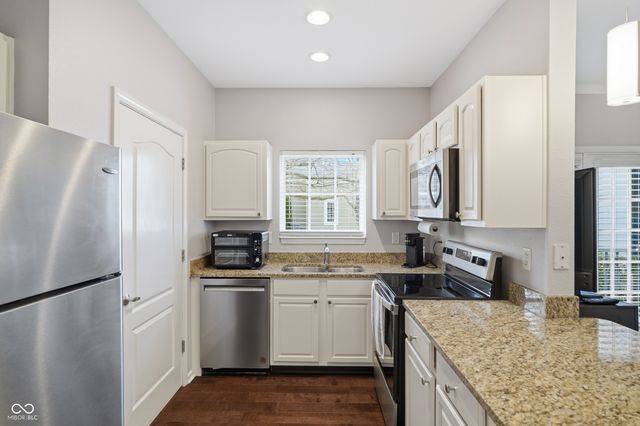 12833 Tradd Street 1B, Carmel, IN 46032
