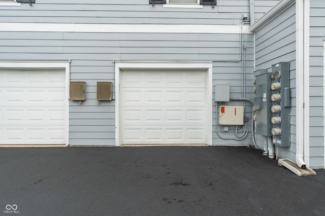 12833 Tradd Street 1B, Carmel, IN 46032