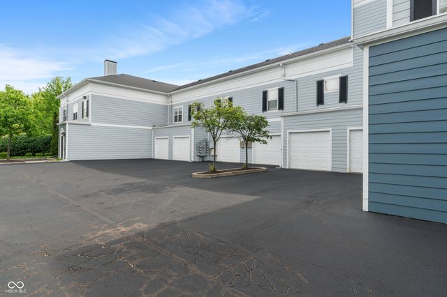 12833 Tradd Street 1B, Carmel, IN 46032