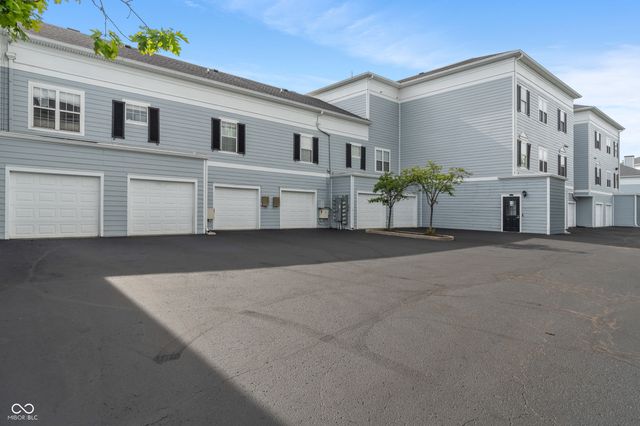 12833 Tradd Street 1B, Carmel, IN 46032