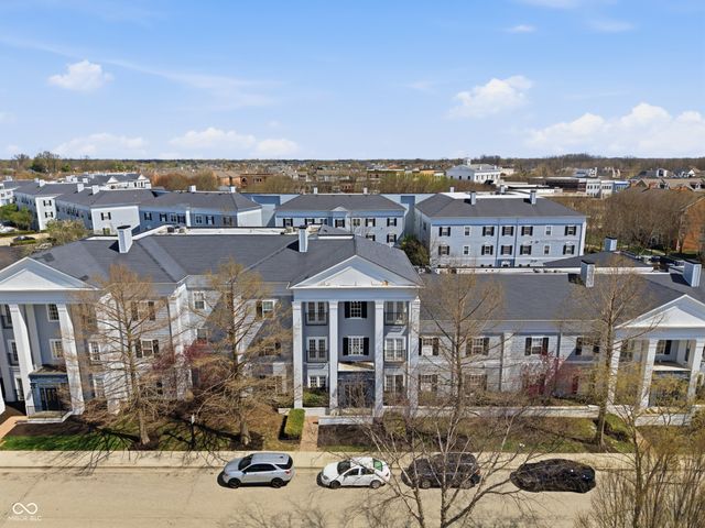 12833 Tradd Street 1B, Carmel, IN 46032