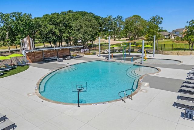 2704 Goldfinch Drive, Denton, TX 76205