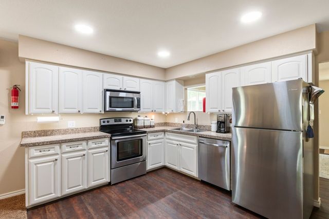 13663 Park Harbor, Eustace, TX 75124