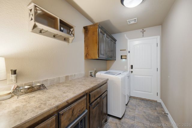 5962 E 136th Place North, Collinsville, OK 74021