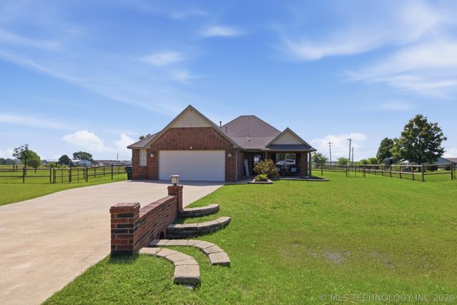 5962 E 136th Place North, Collinsville, OK 74021