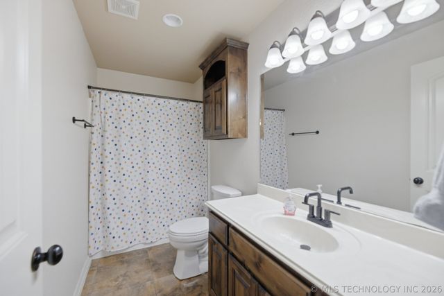 5962 E 136th Place North, Collinsville, OK 74021