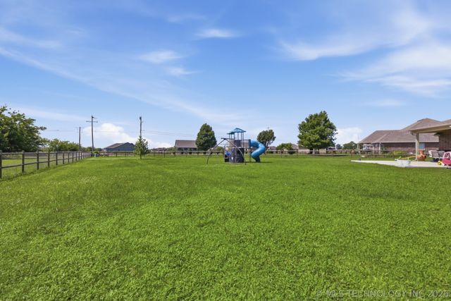 5962 E 136th Place North, Collinsville, OK 74021