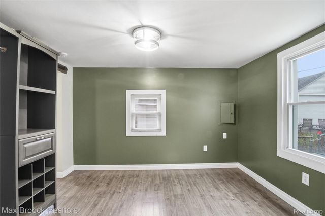 1448 E HARRY Avenue, Hazel Park, MI 48030