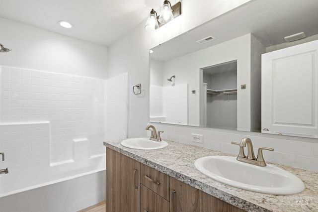 2655 N Murdock Ave, Kuna, ID 83634