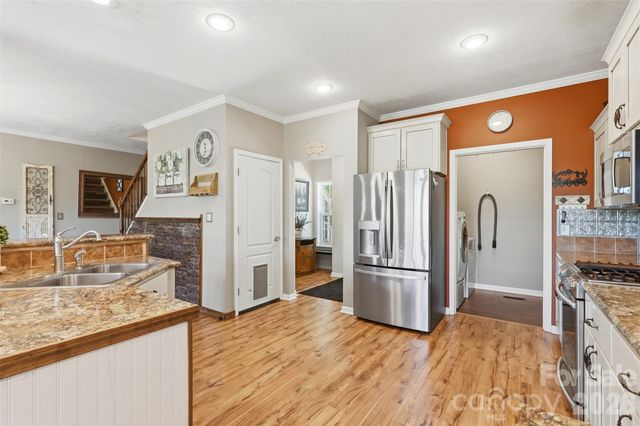 631 Sedona Drive, Nebo, NC 28761