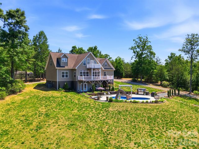 631 Sedona Drive, Nebo, NC 28761