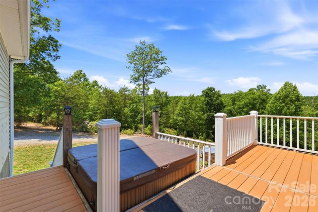 631 Sedona Drive, Nebo, NC 28761