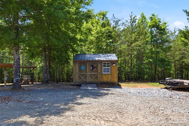 631 Sedona Drive, Nebo, NC 28761