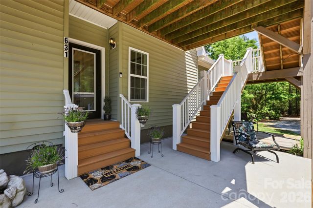 631 Sedona Drive, Nebo, NC 28761
