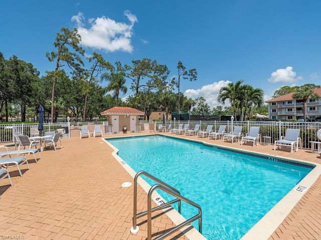 5950 Amherst DR # A106, Naples, FL 34112