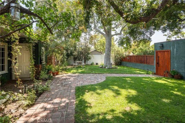 5108 Strohm, North Hollywood, CA 91601