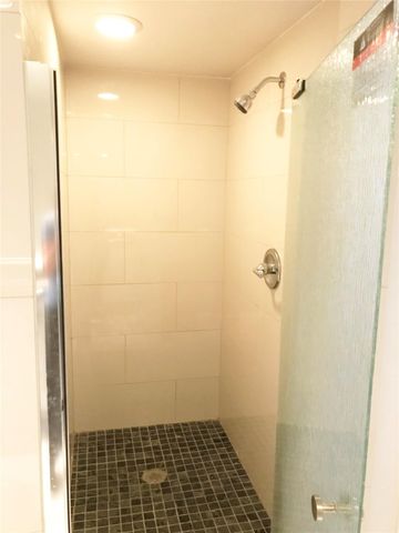 10118 Sageglow Drive, Houston, TX 77089