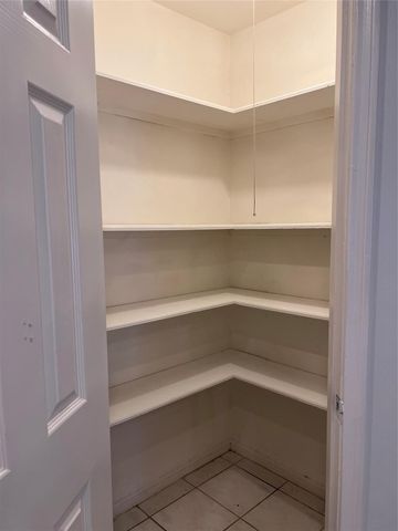 10118 Sageglow Drive, Houston, TX 77089