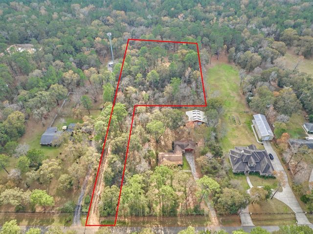 3027 Pine Acres Drive, Conroe, TX 77384