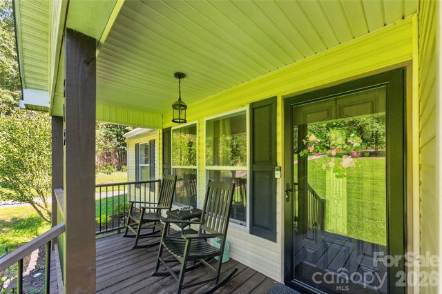 618 Indian Hill Road, Olin, NC 28660