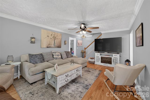 618 Indian Hill Road, Olin, NC 28660