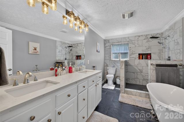 618 Indian Hill Road, Olin, NC 28660