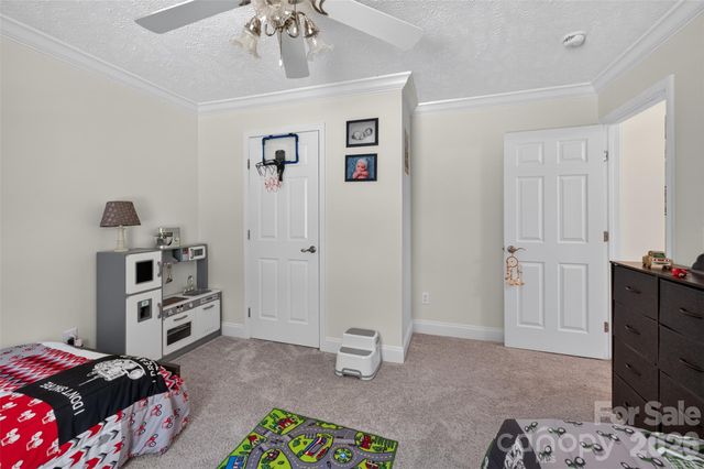 618 Indian Hill Road, Olin, NC 28660