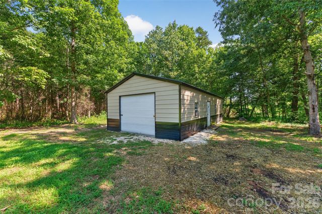 618 Indian Hill Road, Olin, NC 28660