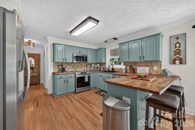 618 Indian Hill Road, Olin, NC 28660