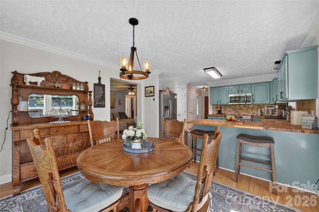 618 Indian Hill Road, Olin, NC 28660