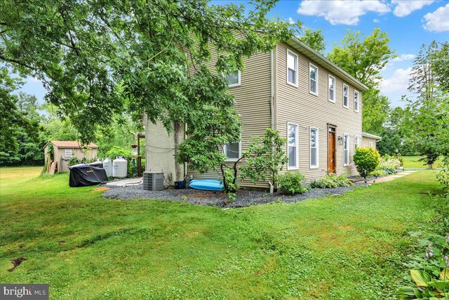 40 HUNTERS RUN, Honey Brook, PA 19344