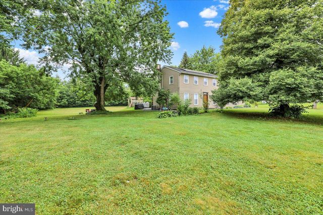 40 HUNTERS RUN, Honey Brook, PA 19344