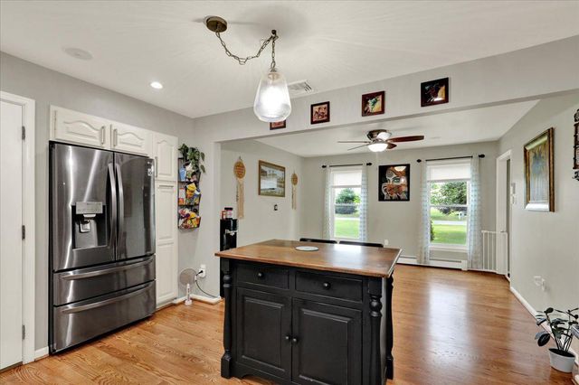 40 HUNTERS RUN, Honey Brook, PA 19344
