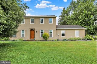 40 HUNTERS RUN, Honey Brook, PA 19344