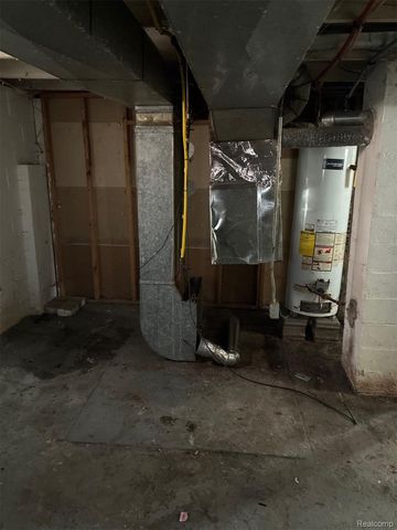 19321 Northrop Street, Detroit, MI 48219