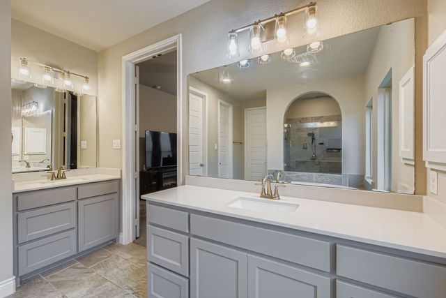 833 Knoxbridge Road, Forney, TX 75126