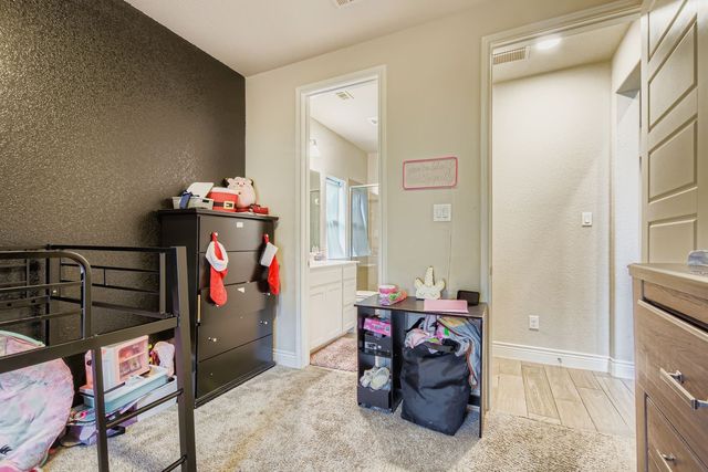 833 Knoxbridge Road, Forney, TX 75126